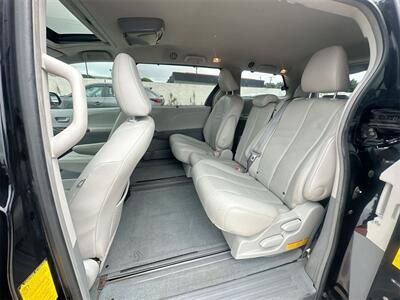2014 Toyota Sienna XLE 8 Passenger   - Photo 28 - McKinney, TX 75070