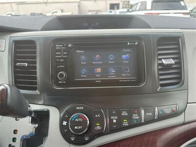 2014 Toyota Sienna XLE 8 Passenger   - Photo 19 - McKinney, TX 75070