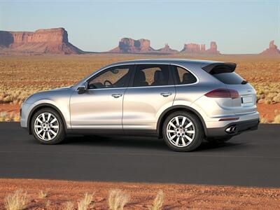 2017 Porsche Cayenne S CAYENNE S   - Photo 39 - McKinney, TX 75070