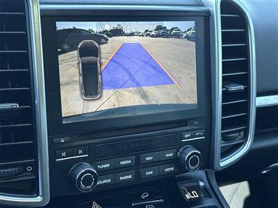 2017 Porsche Cayenne S CAYENNE S   - Photo 25 - McKinney, TX 75070