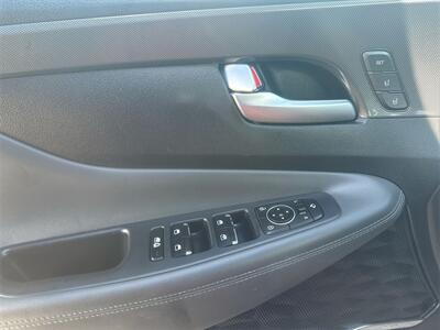 2023 Hyundai Santa Fe Limited   - Photo 17 - McKinney, TX 75070