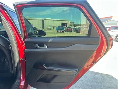 2021 Kia K5 GT-Line   - Photo 32 - McKinney, TX 75070