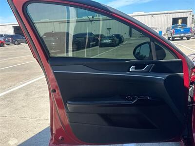 2021 Kia K5 GT-Line   - Photo 34 - McKinney, TX 75070