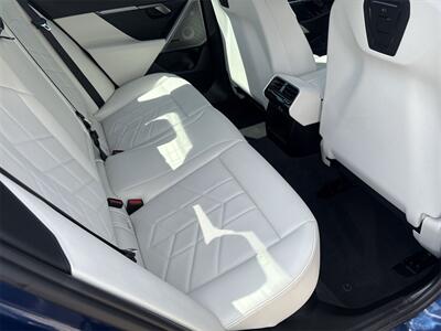 2024 BMW i5 M60   - Photo 31 - McKinney, TX 75070