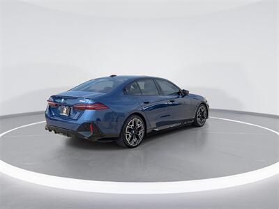 2024 BMW i5 M60   - Photo 8 - McKinney, TX 75070