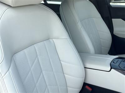 2024 BMW i5 M60   - Photo 34 - McKinney, TX 75070