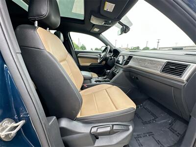 2021 Volkswagen Atlas Cross Sport 2.0T SE w/Technology   - Photo 28 - McKinney, TX 75070