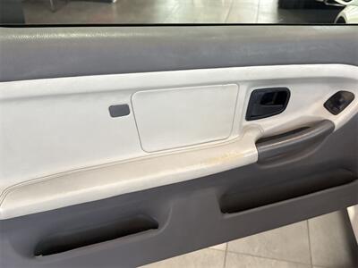 1998 BMW M3 M3 CONVERTIBLE LOW MILES e36   - Photo 19 - McKinney, TX 75070