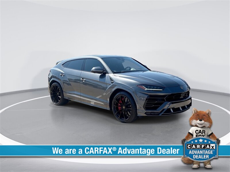 2020 Lamborghini Urus  