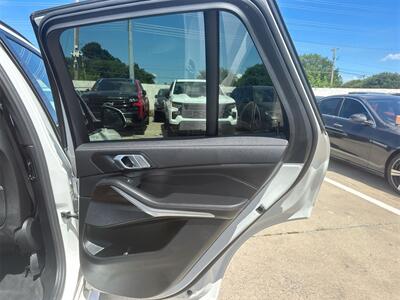 2021 BMW X5 sDrive40i   - Photo 24 - McKinney, TX 75070