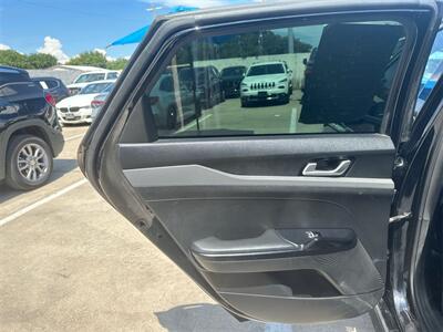 2022 Kia K5 GT-Line   - Photo 25 - McKinney, TX 75070