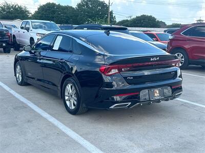 2022 Kia K5 GT-Line   - Photo 5 - McKinney, TX 75070