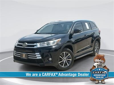 2018 Toyota Highlander XLE   - Photo 1 - McKinney, TX 75070