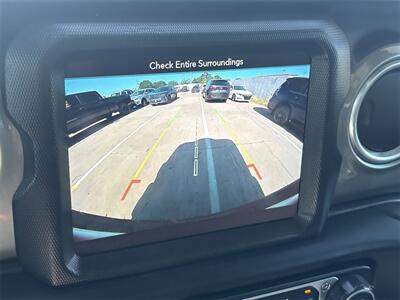 2019 Jeep Wrangler Unlimited Sahara   - Photo 24 - McKinney, TX 75070