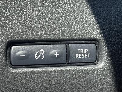 2021 Nissan Rogue Sport S   - Photo 11 - McKinney, TX 75070