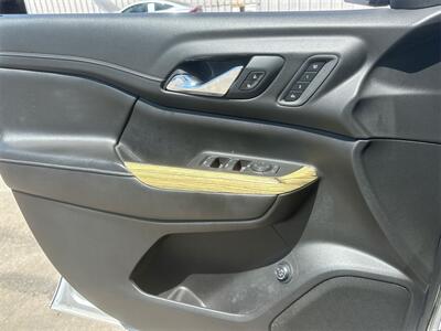 2019 GMC Acadia Denali   - Photo 19 - McKinney, TX 75070