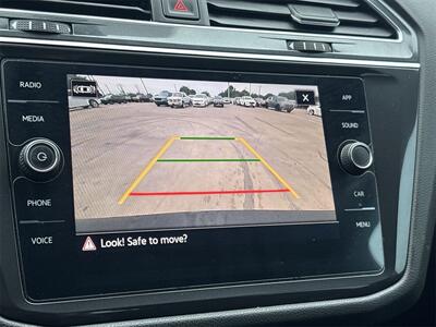 2021 Volkswagen Tiguan 2.0T SE R-Line Black   - Photo 24 - McKinney, TX 75070