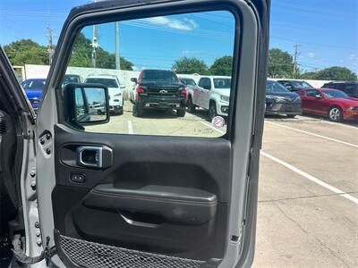 2023 Jeep Gladiator High Altitude   - Photo 36 - McKinney, TX 75070