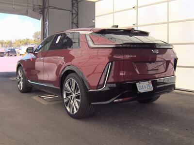 2024 Cadillac LYRIQ Luxury   - Photo 2 - McKinney, TX 75070