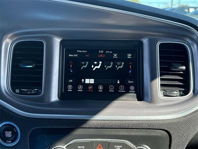 2022 Dodge Charger SXT   - Photo 18 - McKinney, TX 75070