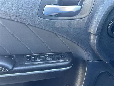 2022 Dodge Charger SXT   - Photo 23 - McKinney, TX 75070
