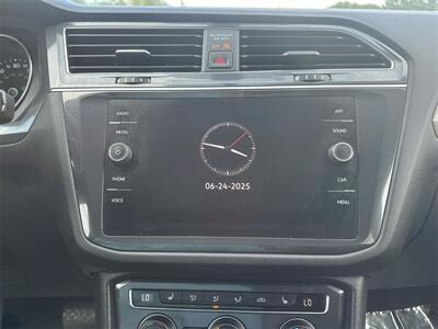 2021 Volkswagen Tiguan 2.0T SE   - Photo 10 - McKinney, TX 75070