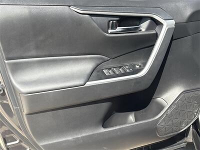 2024 Toyota RAV4 XLE Premium   - Photo 19 - McKinney, TX 75070