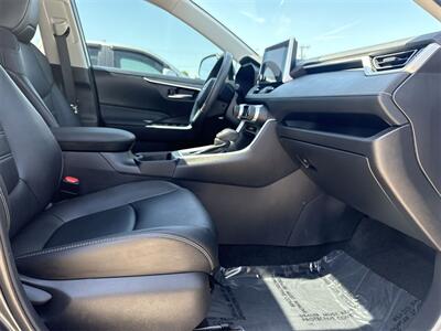 2024 Toyota RAV4 XLE Premium   - Photo 32 - McKinney, TX 75070