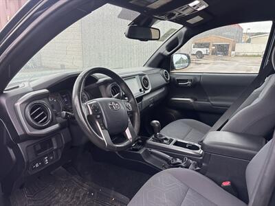 2019 Toyota Tacoma TRD Off-Road V6   - Photo 37 - McKinney, TX 75070