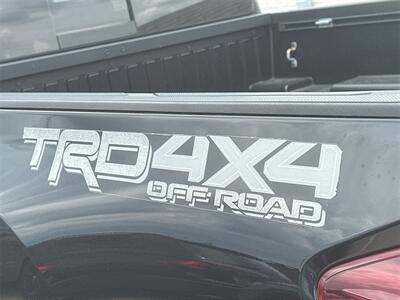 2019 Toyota Tacoma TRD Off-Road V6   - Photo 10 - McKinney, TX 75070