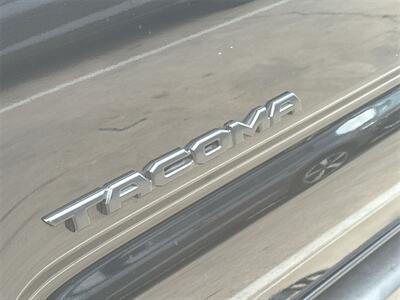 2019 Toyota Tacoma TRD Off-Road V6   - Photo 15 - McKinney, TX 75070