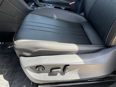 2022 Volkswagen Tiguan 2.0T SE   - Photo 18 - McKinney, TX 75070