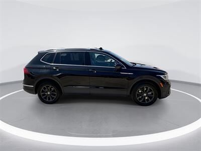 2022 Volkswagen Tiguan 2.0T SE   - Photo 9 - McKinney, TX 75070