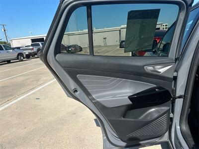 2023 Volkswagen ID.4 Pro S   - Photo 32 - McKinney, TX 75070