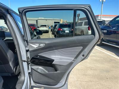 2023 Volkswagen ID.4 Pro S   - Photo 31 - McKinney, TX 75070