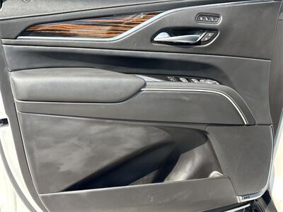 2023 Cadillac Escalade ESV Premium   - Photo 19 - McKinney, TX 75070