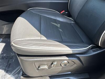 2023 Cadillac Escalade ESV Premium   - Photo 18 - McKinney, TX 75070