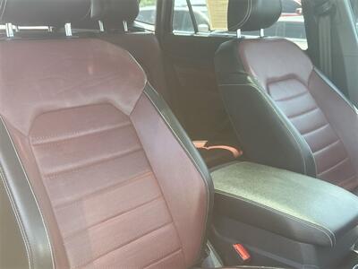 2021 Volkswagen Atlas Cross Sport 3.6L V6 SEL Premium R-Line   - Photo 33 - McKinney, TX 75070