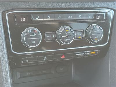2021 Volkswagen Atlas Cross Sport 3.6L V6 SEL Premium R-Line   - Photo 26 - McKinney, TX 75070