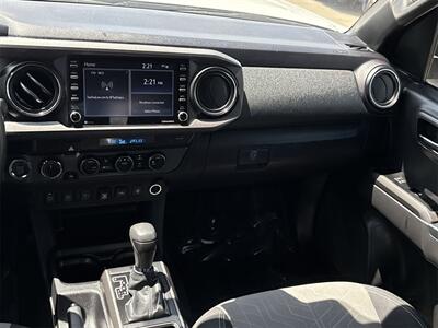 2023 Toyota Tacoma TRD Off-Road V6   - Photo 22 - McKinney, TX 75070