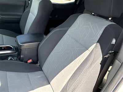 2023 Toyota Tacoma TRD Off-Road V6   - Photo 17 - McKinney, TX 75070