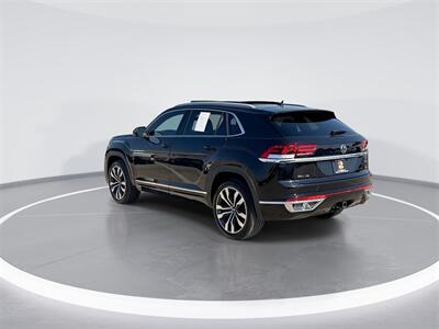 2022 Volkswagen Atlas Cross Sport 3.6L V6 SEL Premium R-Line   - Photo 6 - McKinney, TX 75070