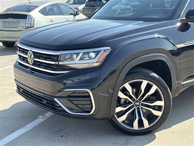 2022 Volkswagen Atlas Cross Sport 3.6L V6 SEL Premium R-Line   - Photo 16 - McKinney, TX 75070