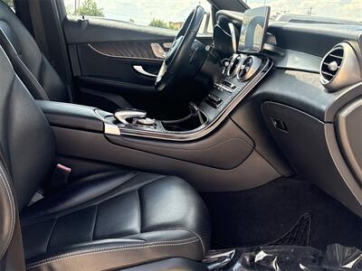 2018 Mercedes-Benz GLC GLC 300 4MATIC®   - Photo 33 - McKinney, TX 75070