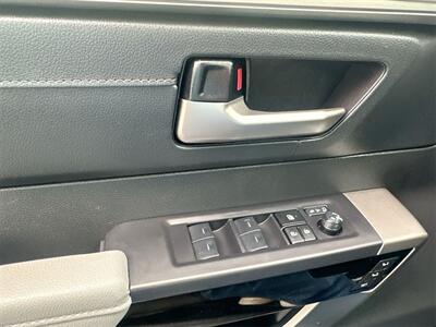 2024 Toyota Tundra Hybrid Limited   - Photo 16 - McKinney, TX 75070