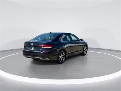2021 Volkswagen Passat 2.0T SE   - Photo 8 - McKinney, TX 75070