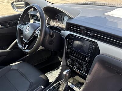 2021 Volkswagen Passat 2.0T SE   - Photo 33 - McKinney, TX 75070