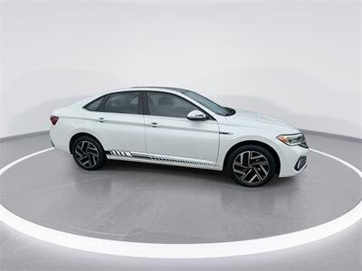 2022 Volkswagen Jetta 1.5T SEL   - Photo 6 - McKinney, TX 75070