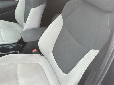 2020 Toyota Corolla LE   - Photo 17 - McKinney, TX 75070