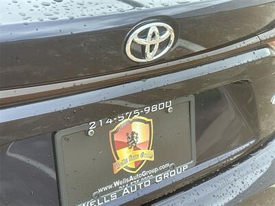2020 Toyota Corolla LE   - Photo 10 - McKinney, TX 75070